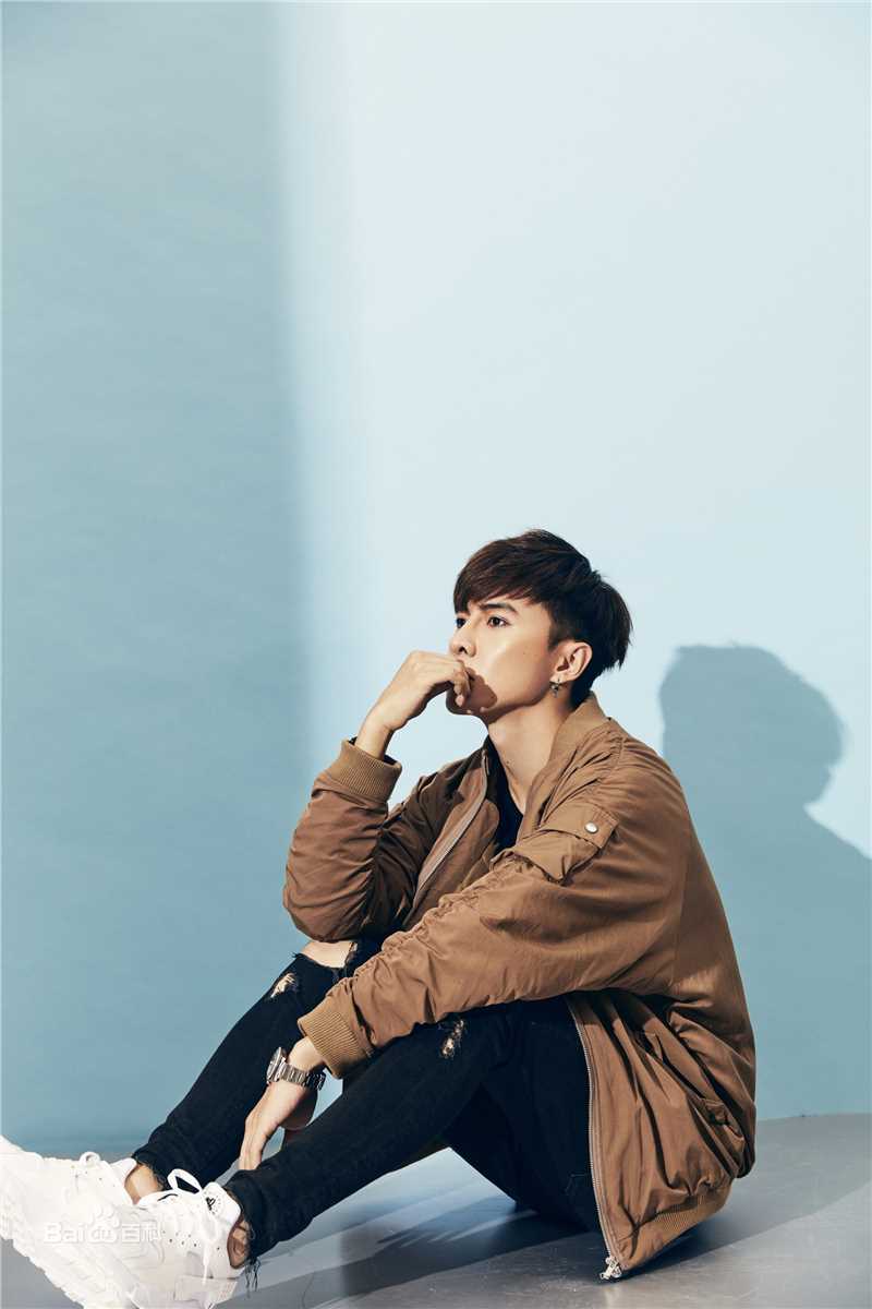 唐禹哲(Danson Tang (D .T))大K驾到图片图册