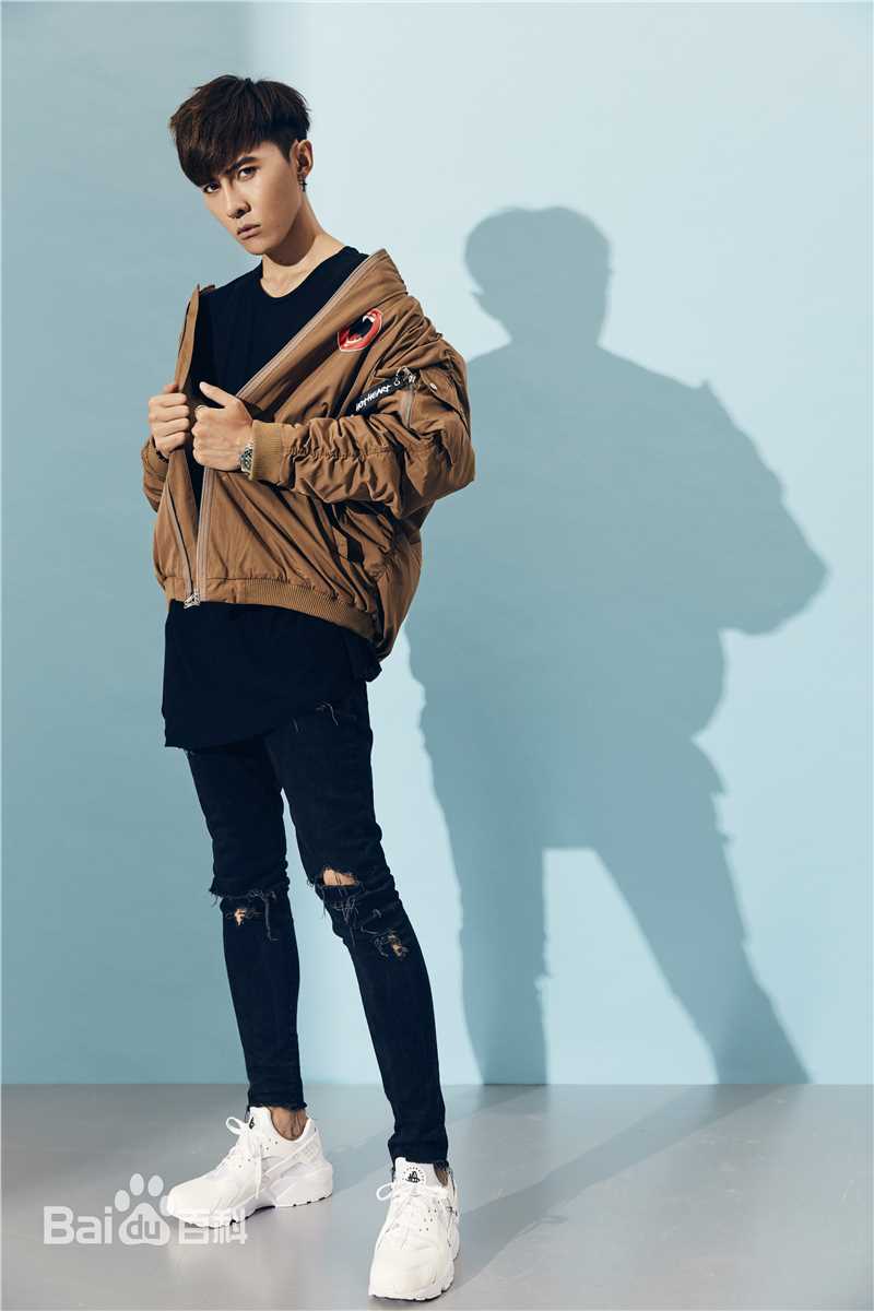 唐禹哲(Danson Tang (D .T))大K驾到图片图册