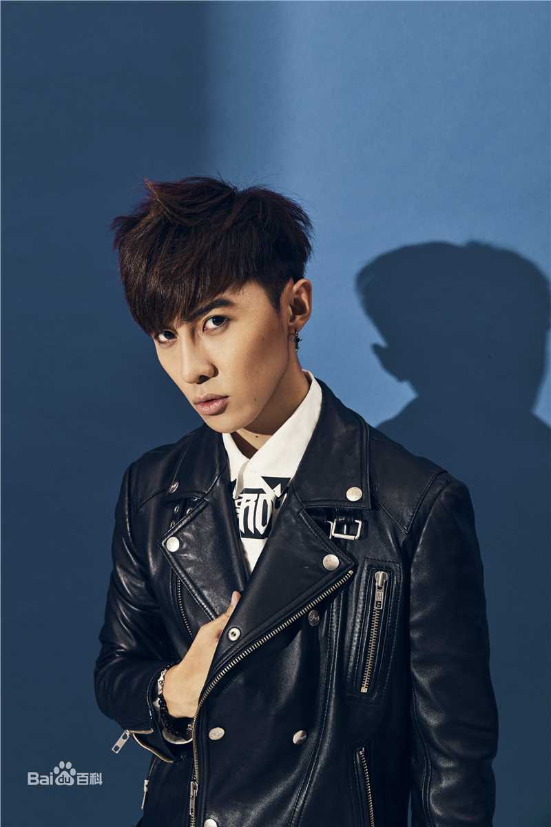 唐禹哲(Danson Tang (D .T))大K驾到图片图册