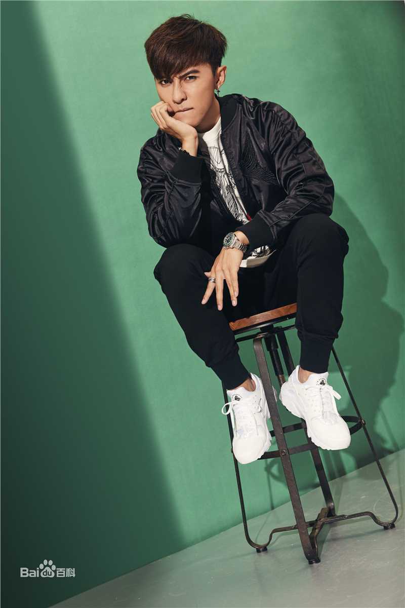 唐禹哲(Danson Tang (D .T))大K驾到图片图册