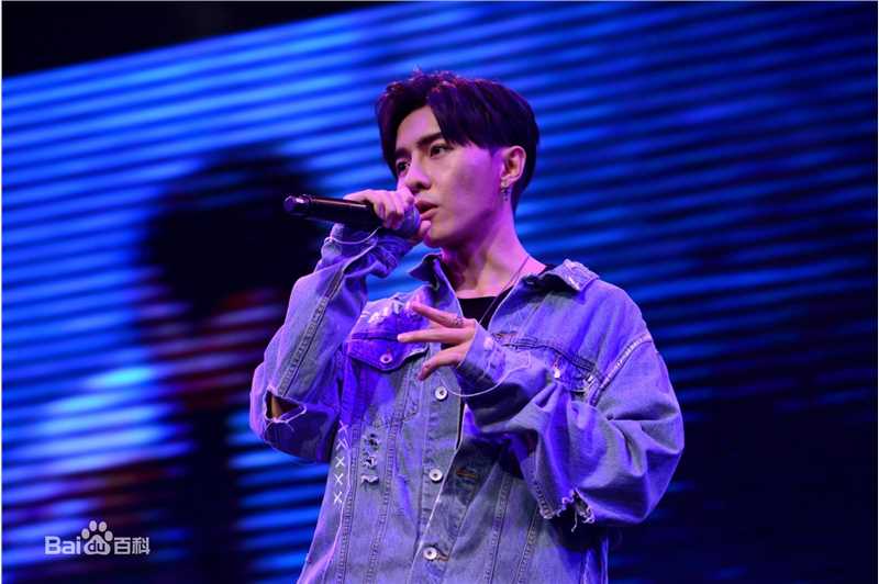 唐禹哲(Danson Tang (D .T))2017生日会图片图集