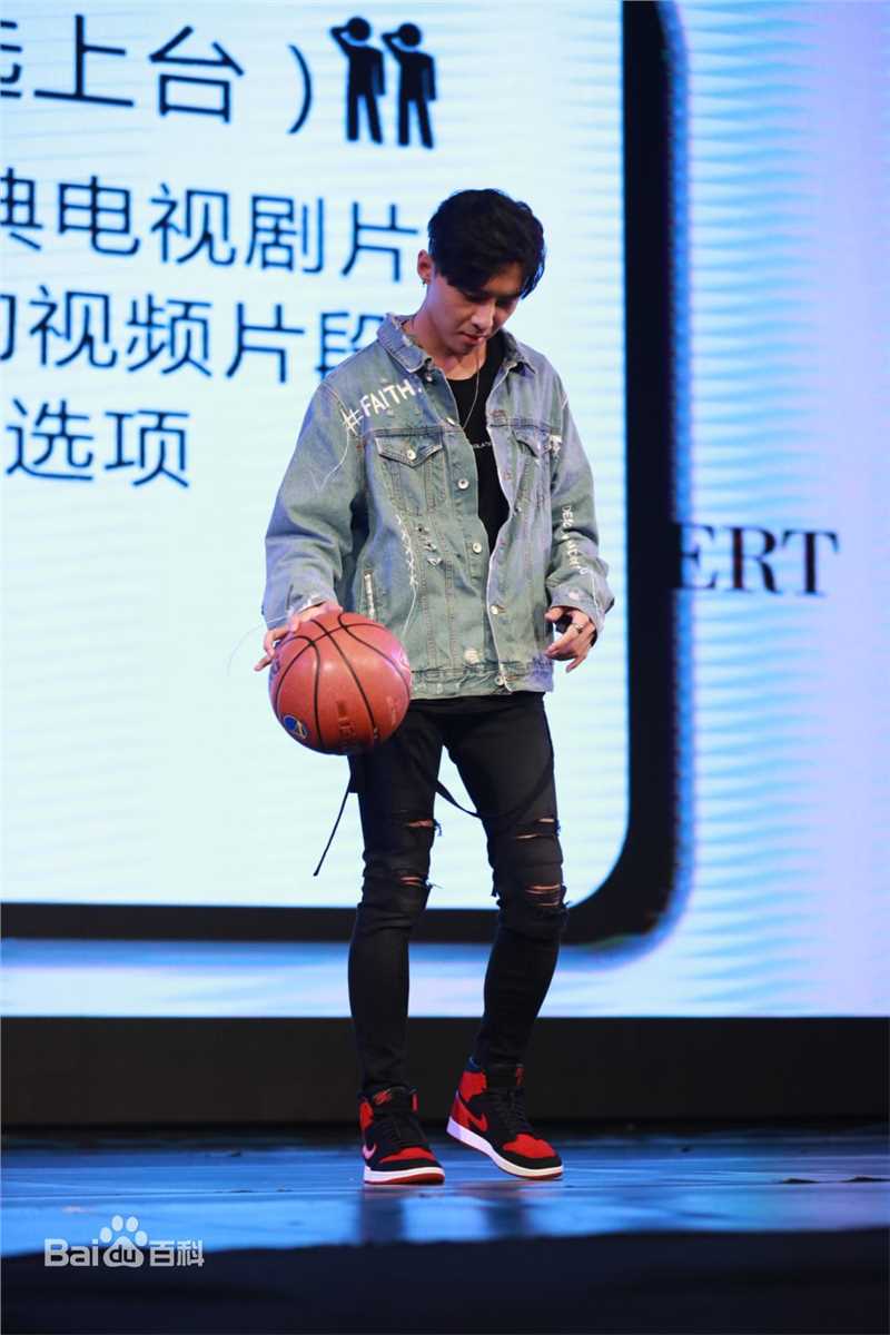 唐禹哲(Danson Tang (D .T))2017生日会图片图集