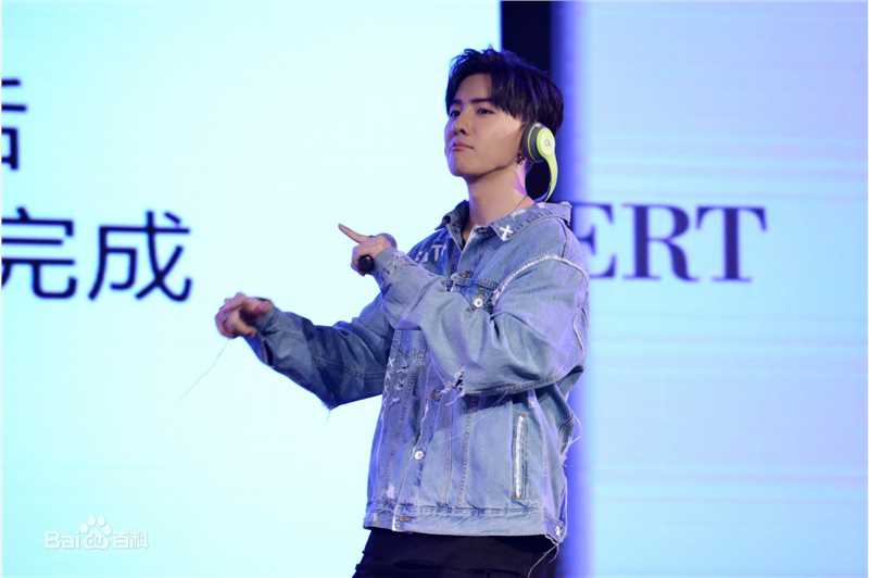 唐禹哲(Danson Tang (D .T))2017生日会图片图集