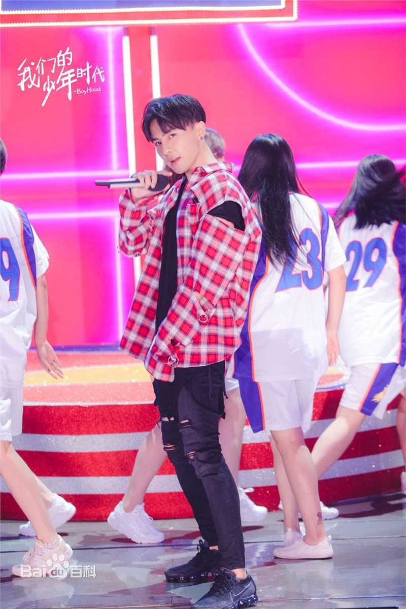 唐禹哲(Danson Tang (D .T))2017快乐大本营素颜照相册