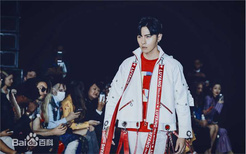 唐禹哲(Danson Tang (D .T))纽约时装周素颜照相册