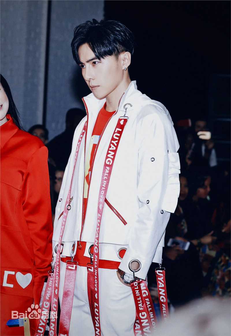 唐禹哲(Danson Tang (D .T))纽约时装周素颜照相册