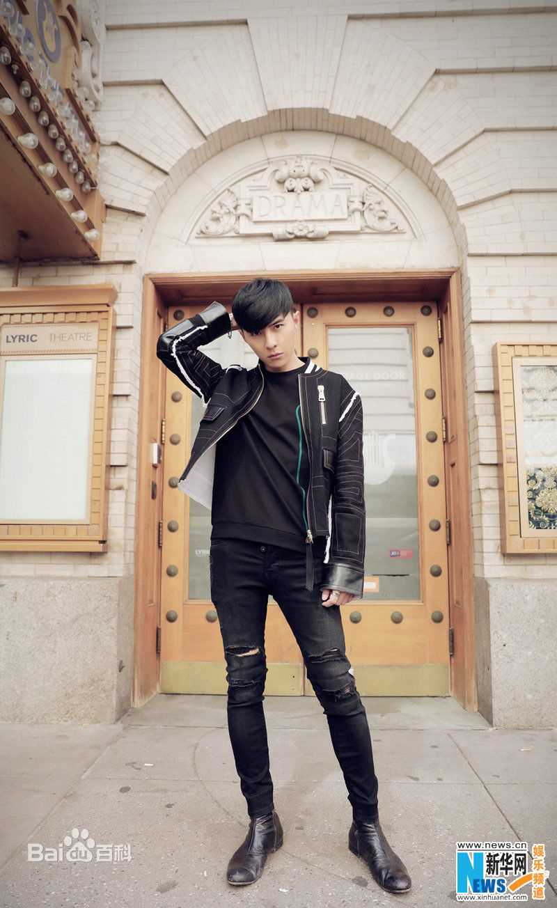 唐禹哲(Danson Tang (D .T))纽约时装周壁纸壁纸