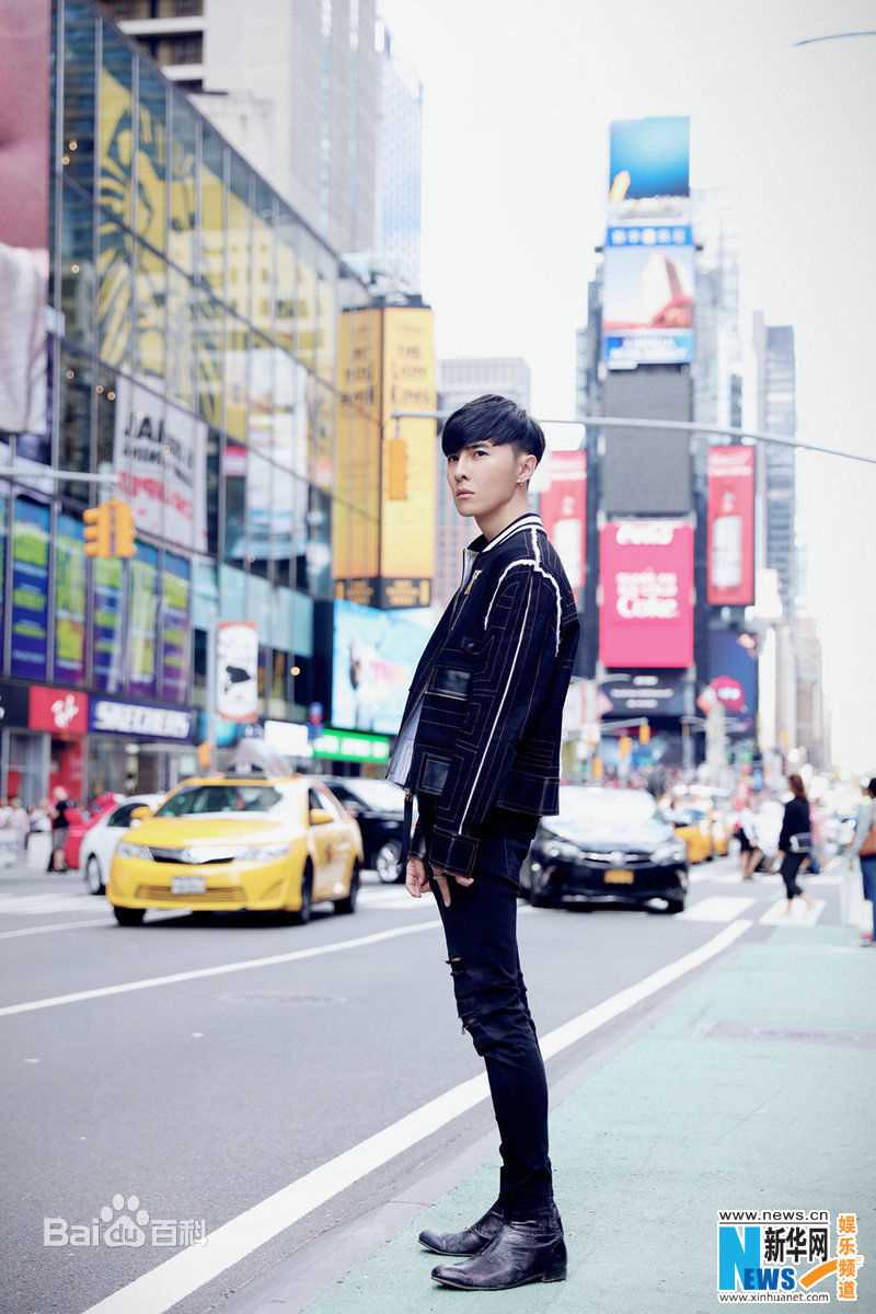 唐禹哲(Danson Tang (D .T))纽约时装周壁纸壁纸