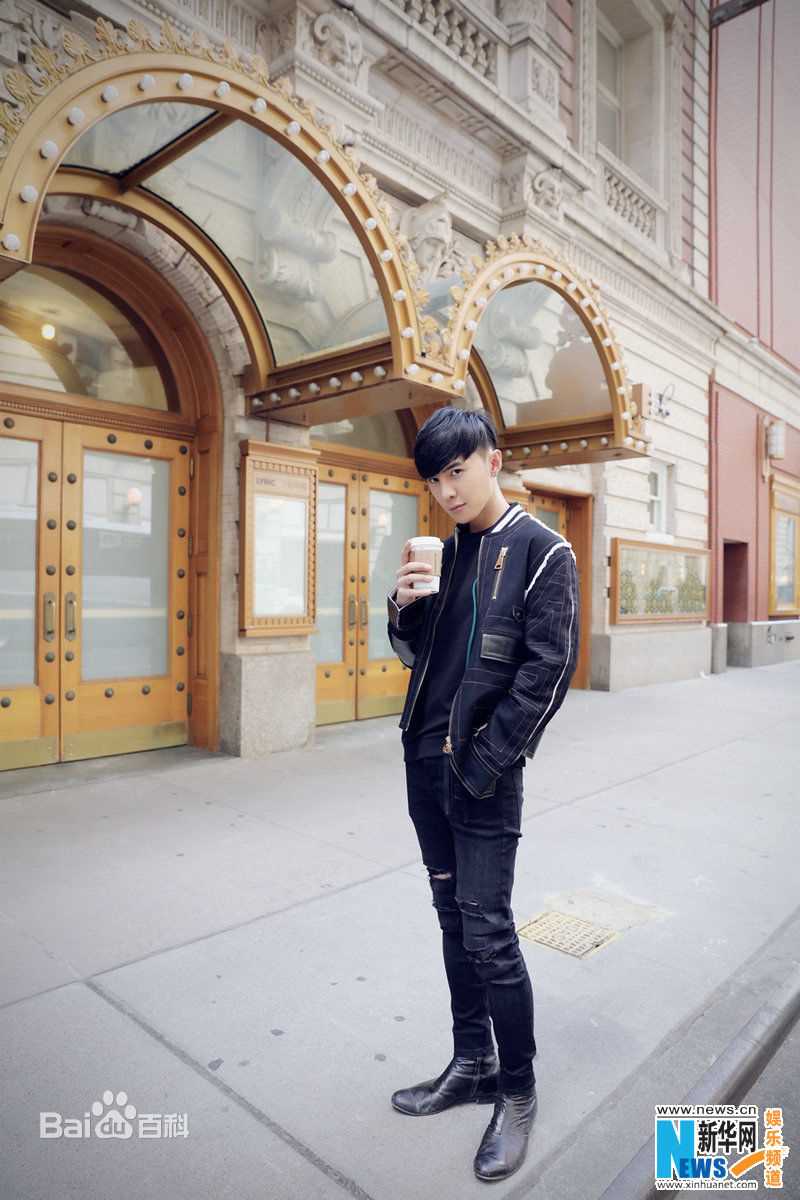 唐禹哲(Danson Tang (D .T))纽约时装周壁纸壁纸