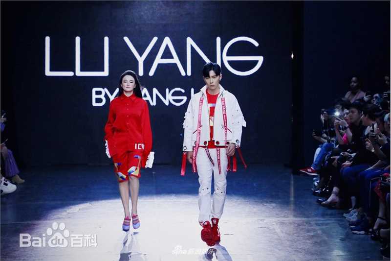 唐禹哲(Danson Tang (D .T))纽约时装周壁纸壁纸