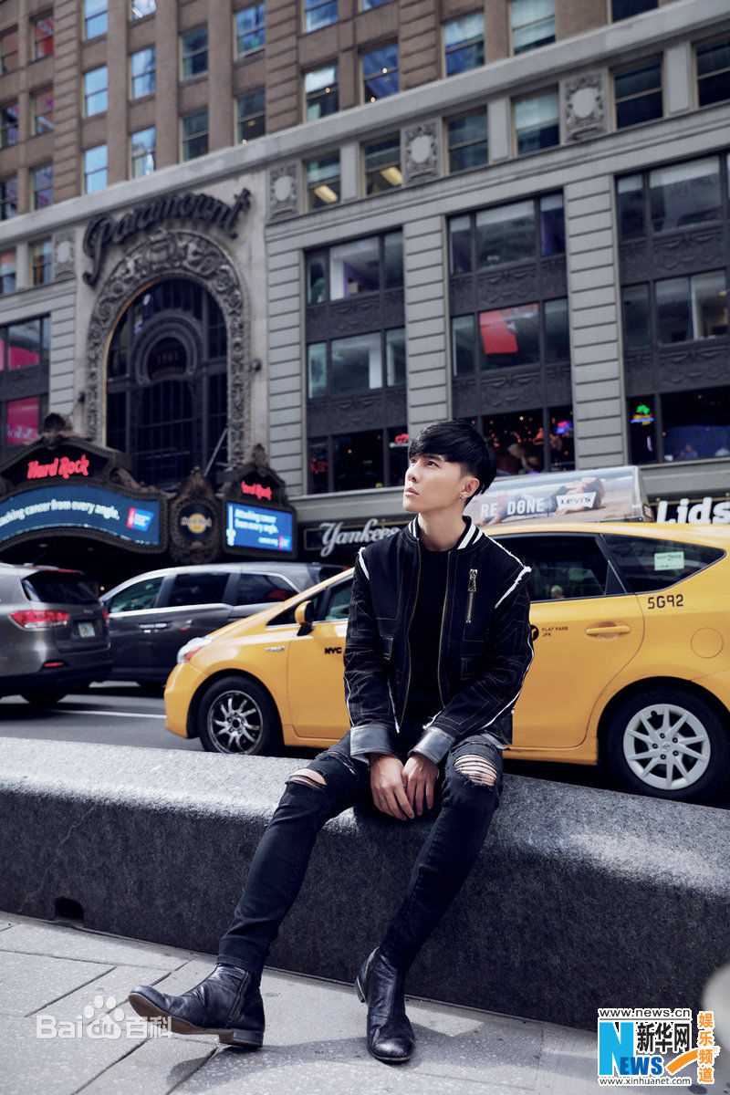 唐禹哲(Danson Tang (D .T))纽约时装周壁纸壁纸