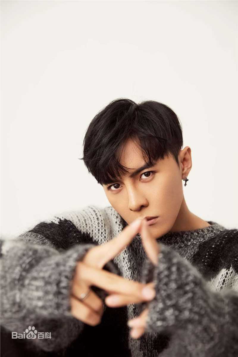 唐禹哲(Danson Tang (D .T))星际时尚图片图集