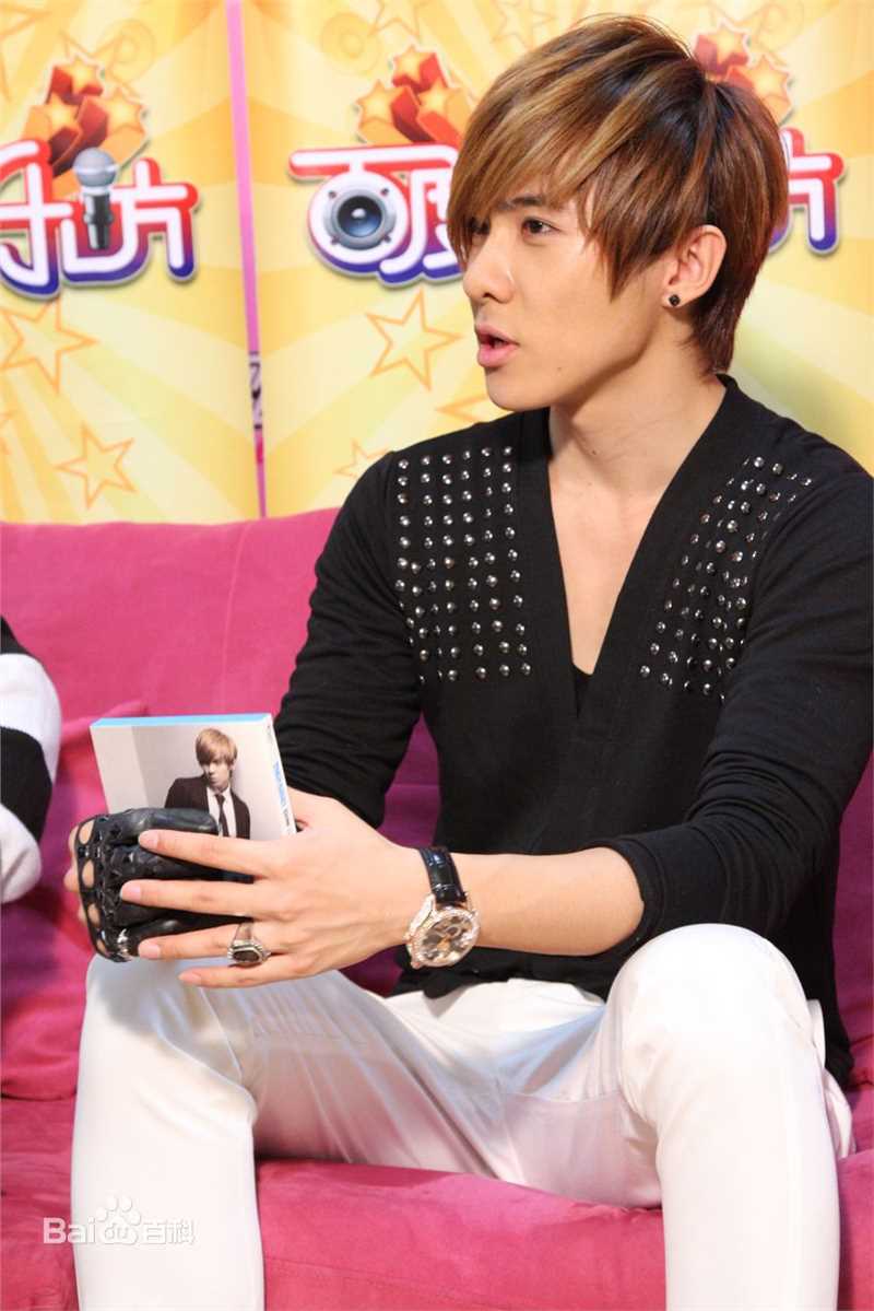 唐禹哲(Danson Tang (D .T))2010.11.10 做客百度娱乐访性感图片图集