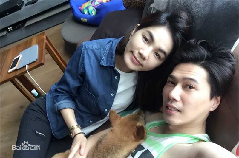 陈嘉桦(Ella、 Water（出道前）)与老公赖斯翔图册