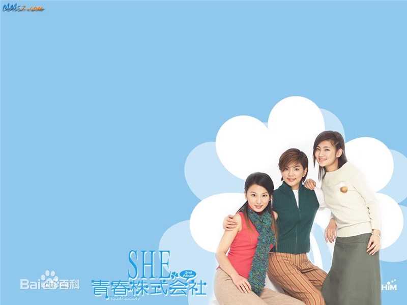 陈嘉桦(Ella、 Water（出道前）)专辑照片前后照片