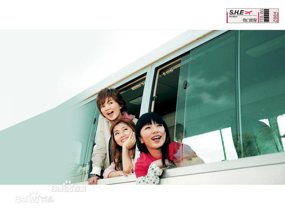 陈嘉桦(Ella、 Water（出道前）)专辑照片前后照片