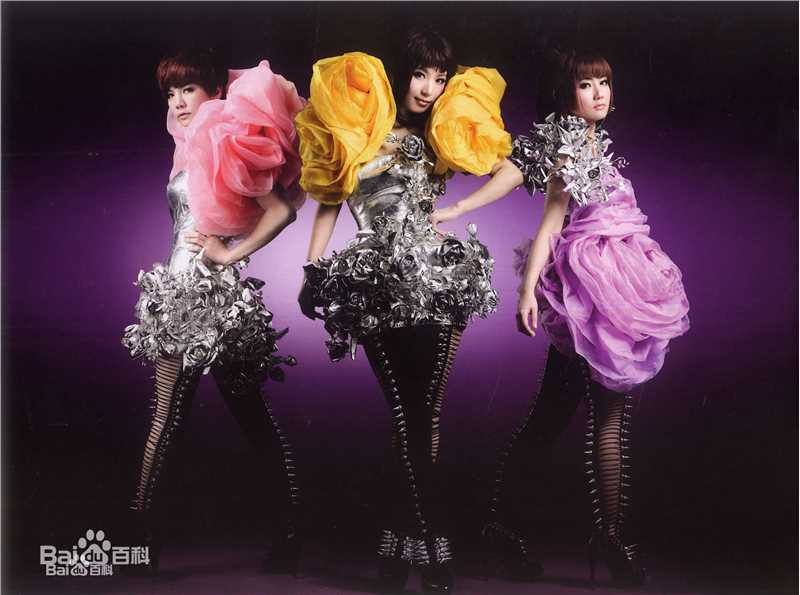 陈嘉桦(Ella、 Water（出道前）)专辑照片前后照片