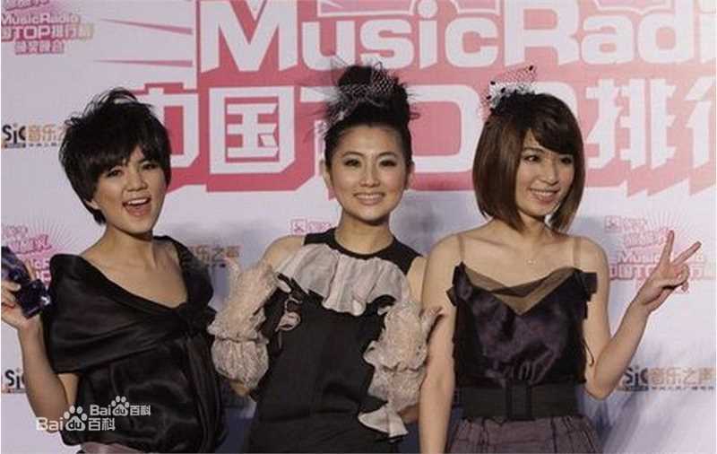 陈嘉桦(Ella、 Water（出道前）)获奖现场素颜照相册