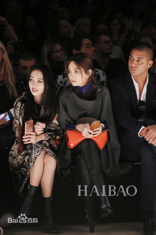 陈嘉桦(Ella、 Water（出道前）)Trussardi秀场图片图集