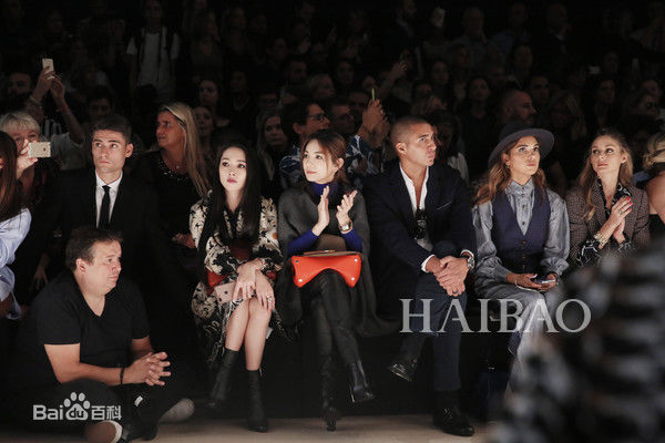 陈嘉桦(Ella、 Water（出道前）)Trussardi秀场图片图集