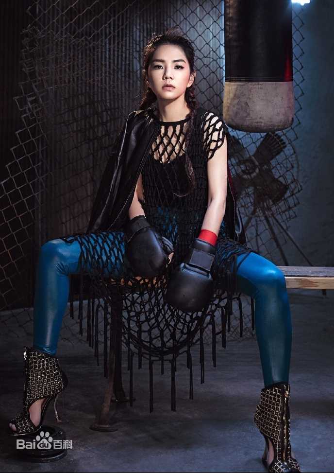 陈嘉桦(Ella、 Water（出道前）)运动风主题大片性感图片壁纸