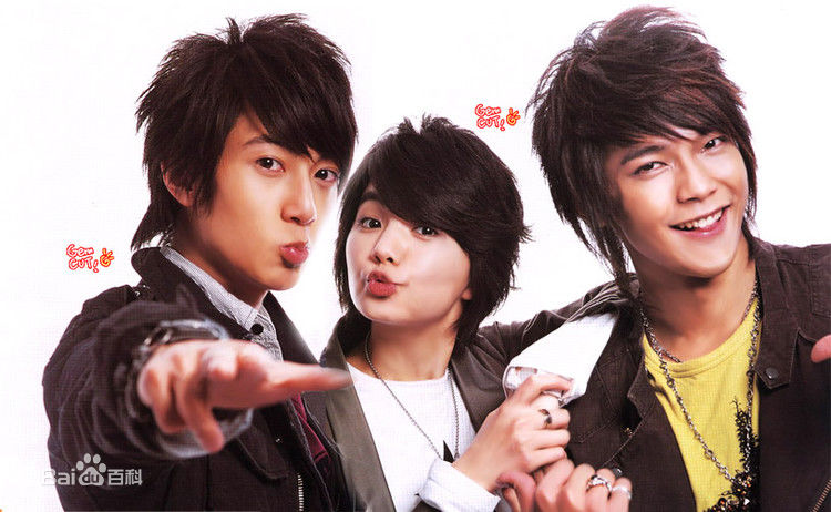 陈嘉桦(Ella、 Water（出道前）)2006年花样少年少女性感图片图集