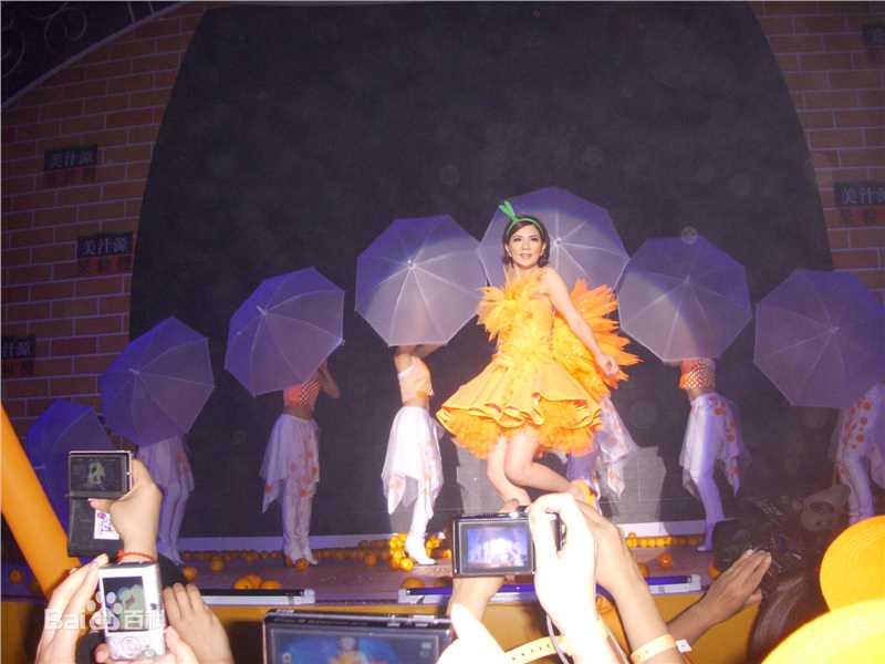 陈嘉桦(Ella、 Water（出道前）)2011个人代言美之源素颜照相册