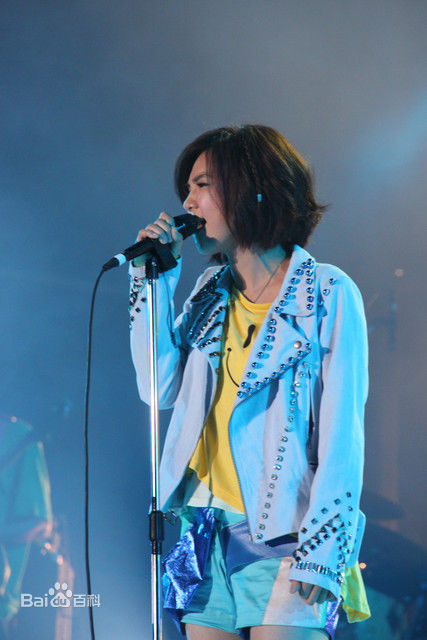 陈嘉桦(Ella、 Water（出道前）)2010个人代言舒跑素颜照壁纸