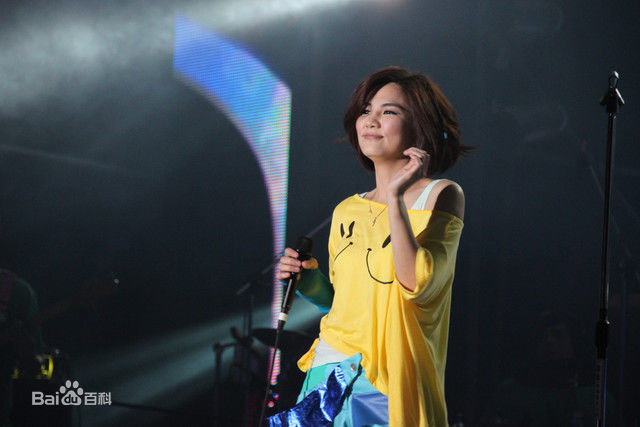 陈嘉桦(Ella、 Water（出道前）)2010个人代言舒跑素颜照壁纸