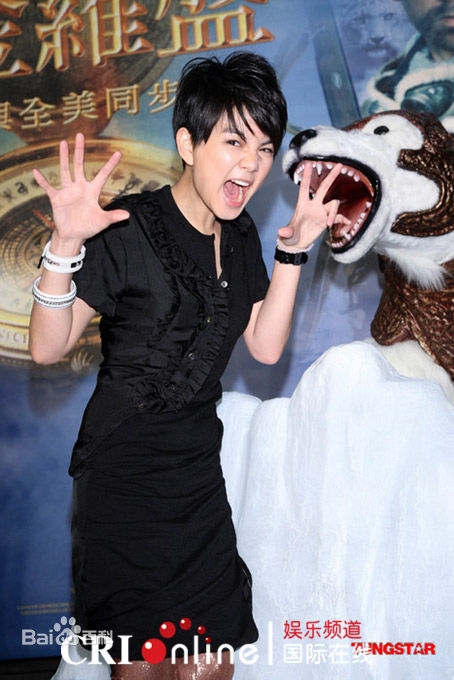 陈嘉桦(Ella、 Water（出道前）)2007个人代言黄金罗盘性感图片图集