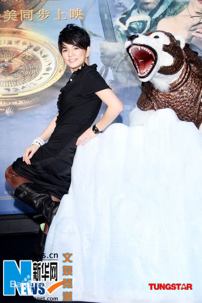 陈嘉桦(Ella、 Water（出道前）)2007个人代言黄金罗盘性感图片图集