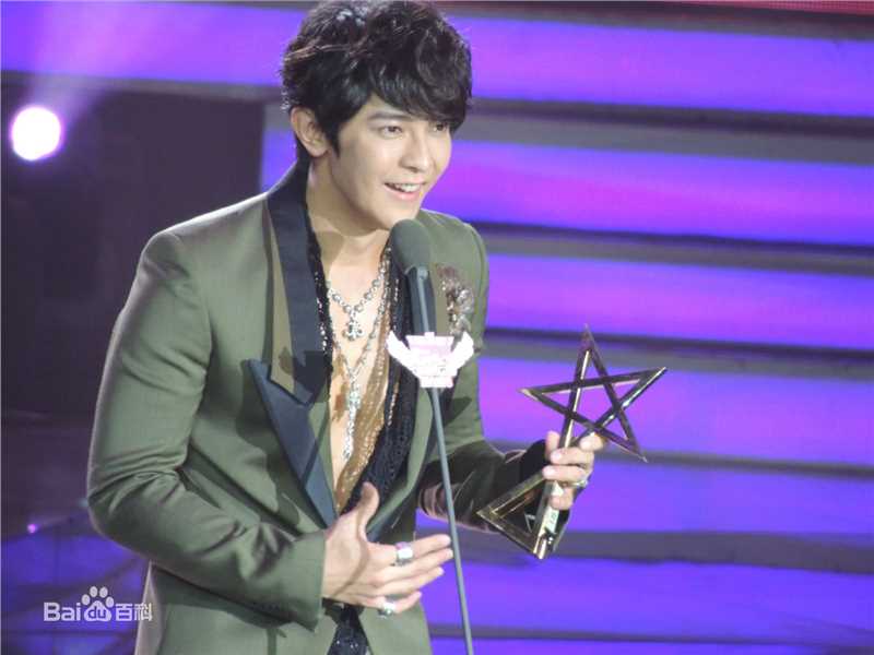 汪东城(Jiro Wang)获奖图片前后照片