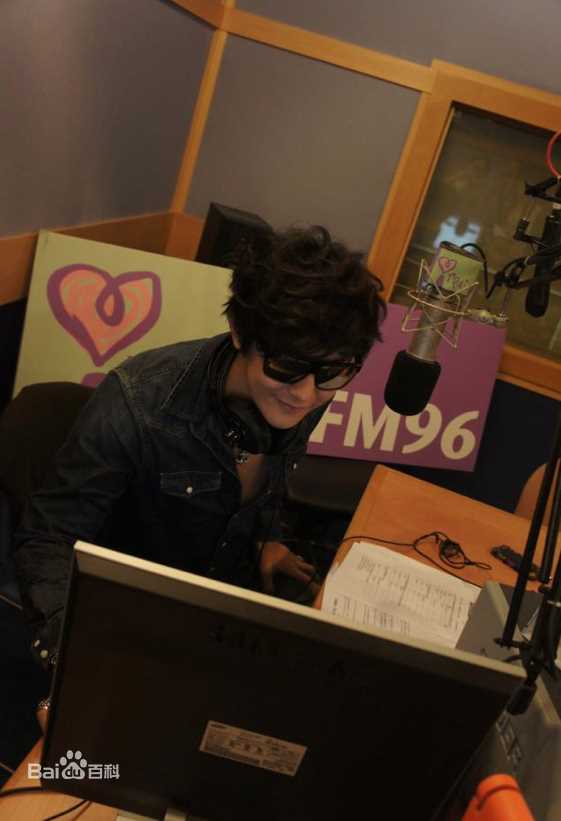 汪东城(Jiro Wang)获奖图片前后照片