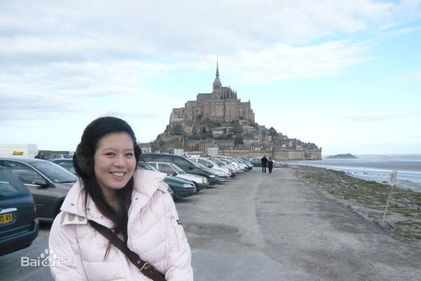 刘品言(Esther Lau)生活照壁纸壁纸