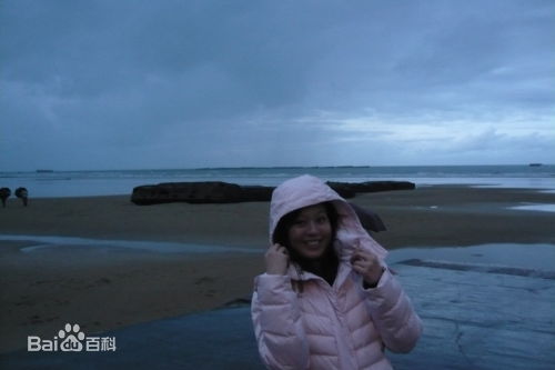 刘品言(Esther Lau)生活照壁纸壁纸