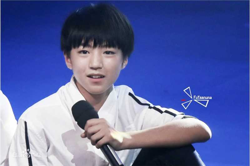 王俊凯(Karry)综艺图册（一）素颜照相册