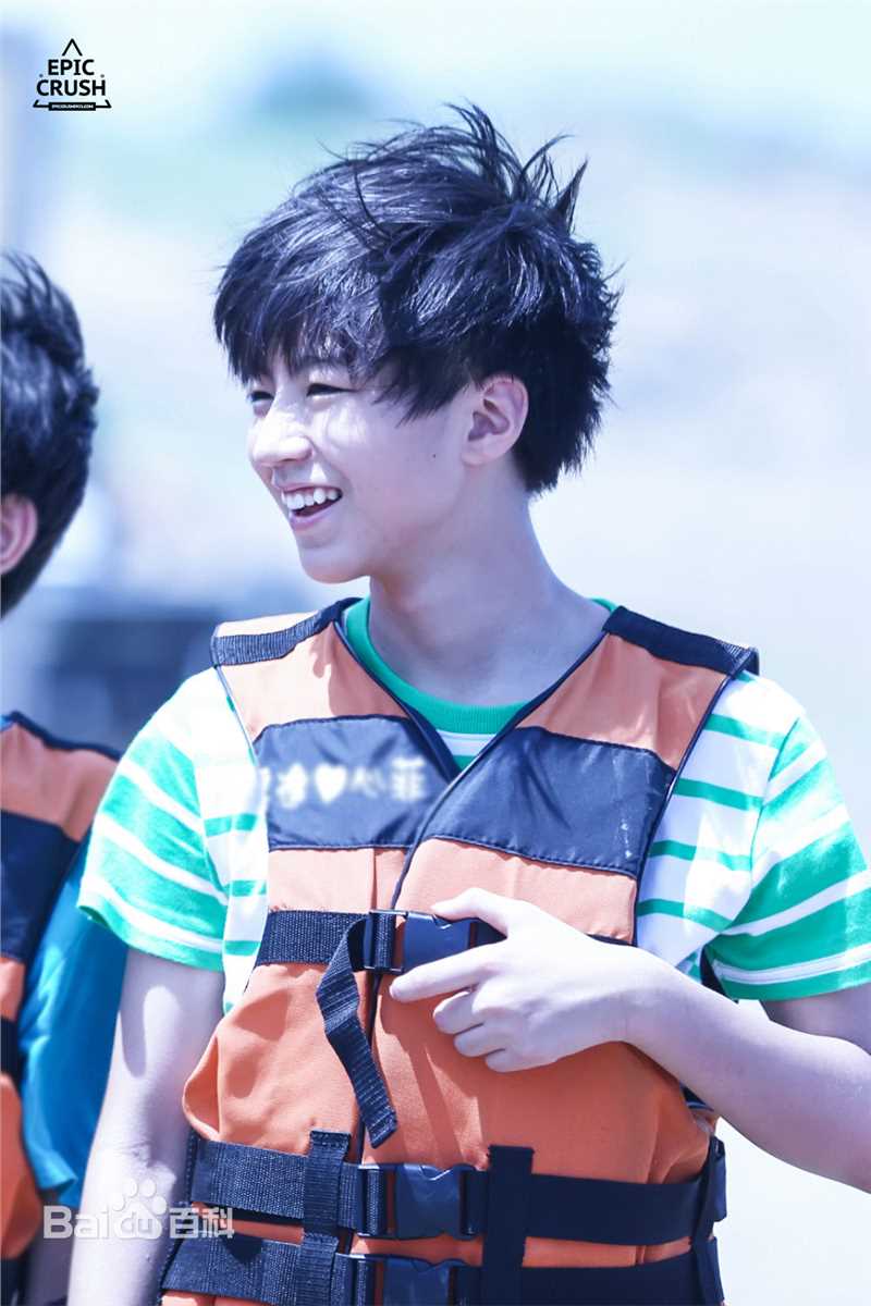 王俊凯(Karry)综艺图册（一）素颜照相册