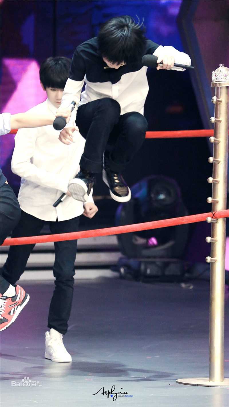 王俊凯(Karry)综艺图册（一）素颜照相册