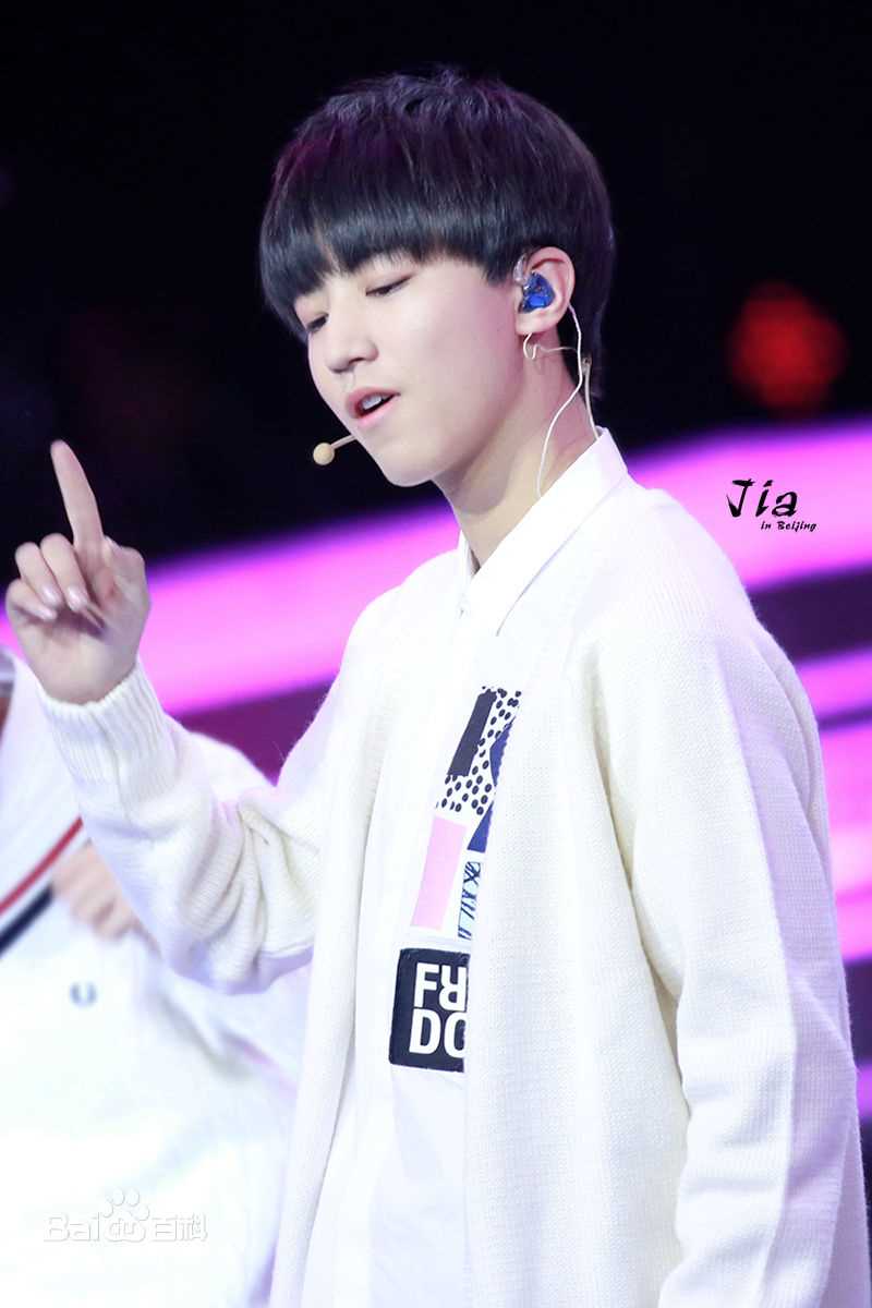 王俊凯(Karry)综艺图册（一）素颜照相册