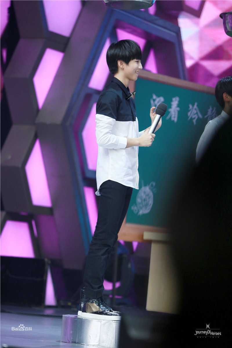 王俊凯(Karry)综艺图册（一）素颜照相册