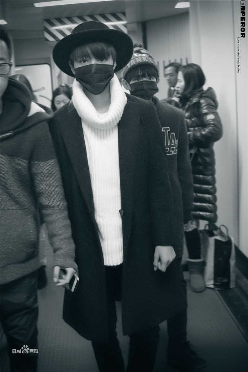 王俊凯(Karry)机场图册（二）生活照