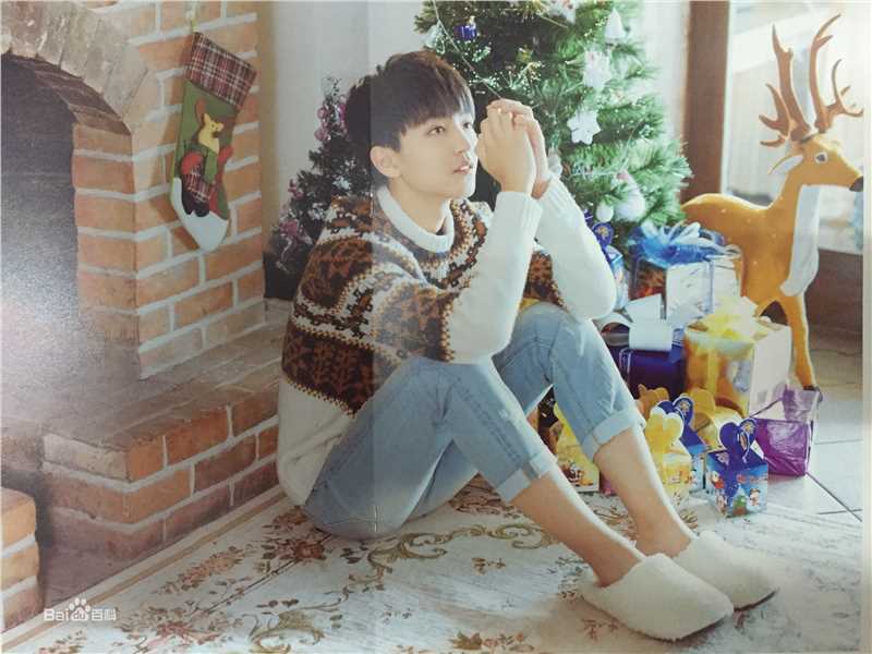 王俊凯(Karry)个人生写（二）性感图片图集