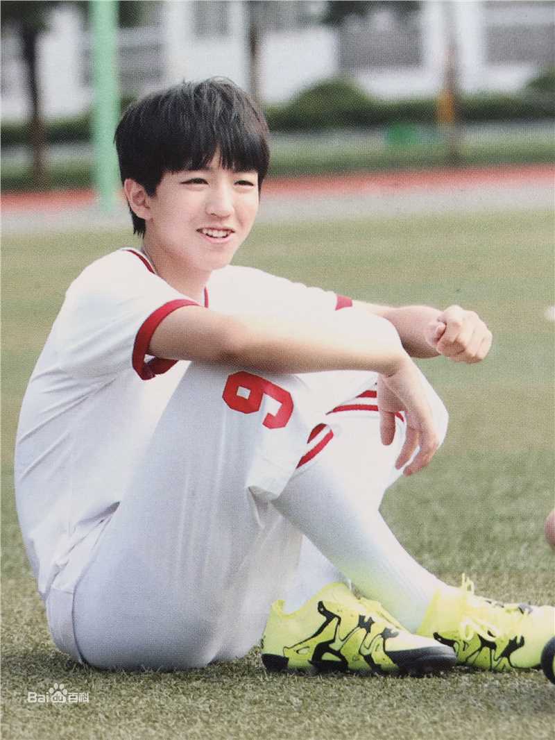 王俊凯(Karry)个人生写（二）性感图片图集