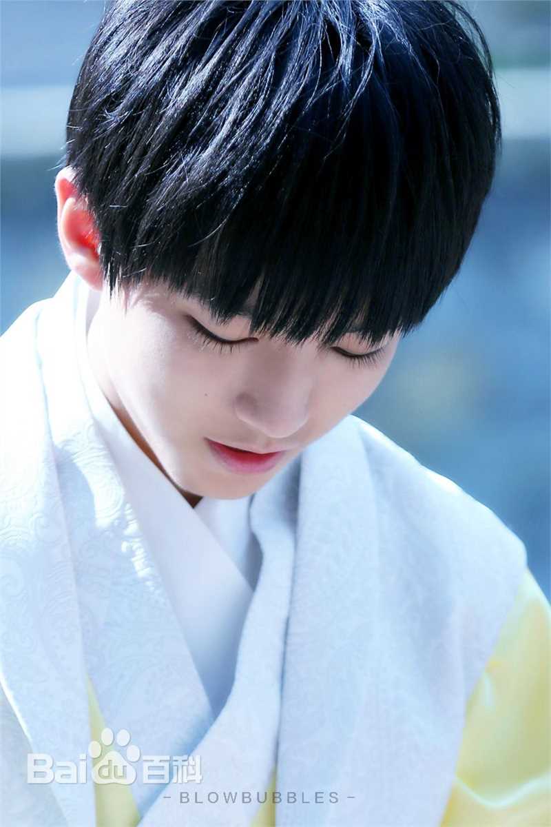 王俊凯(Karry)画报人生（一）图册