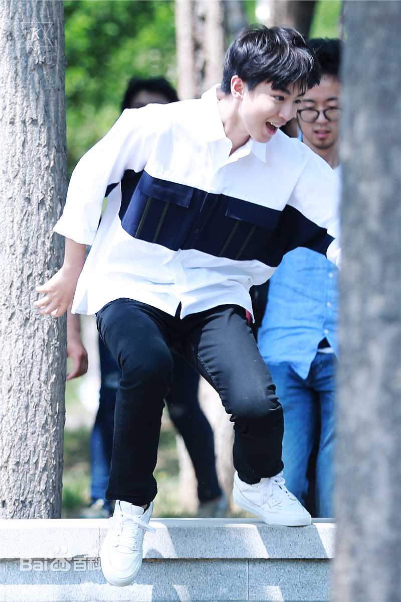 王俊凯(Karry)画报人生（一）图册