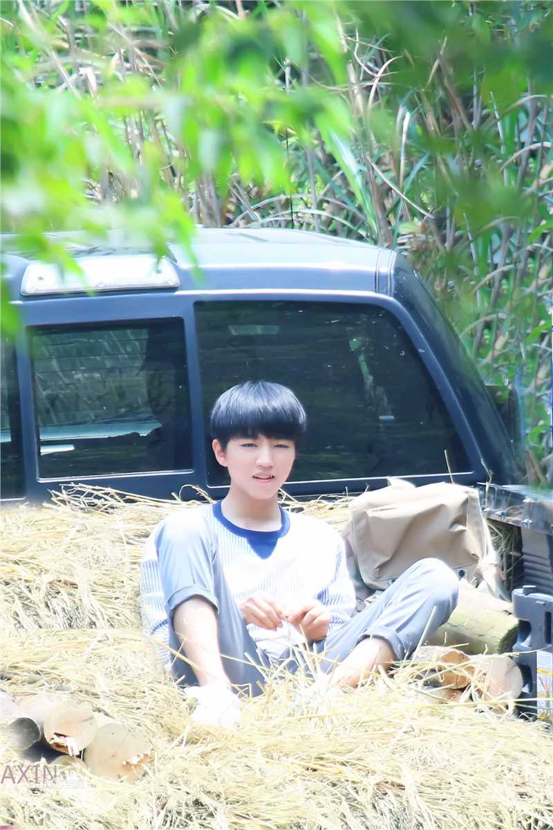 王俊凯(Karry)画报人生（二）素颜照相册