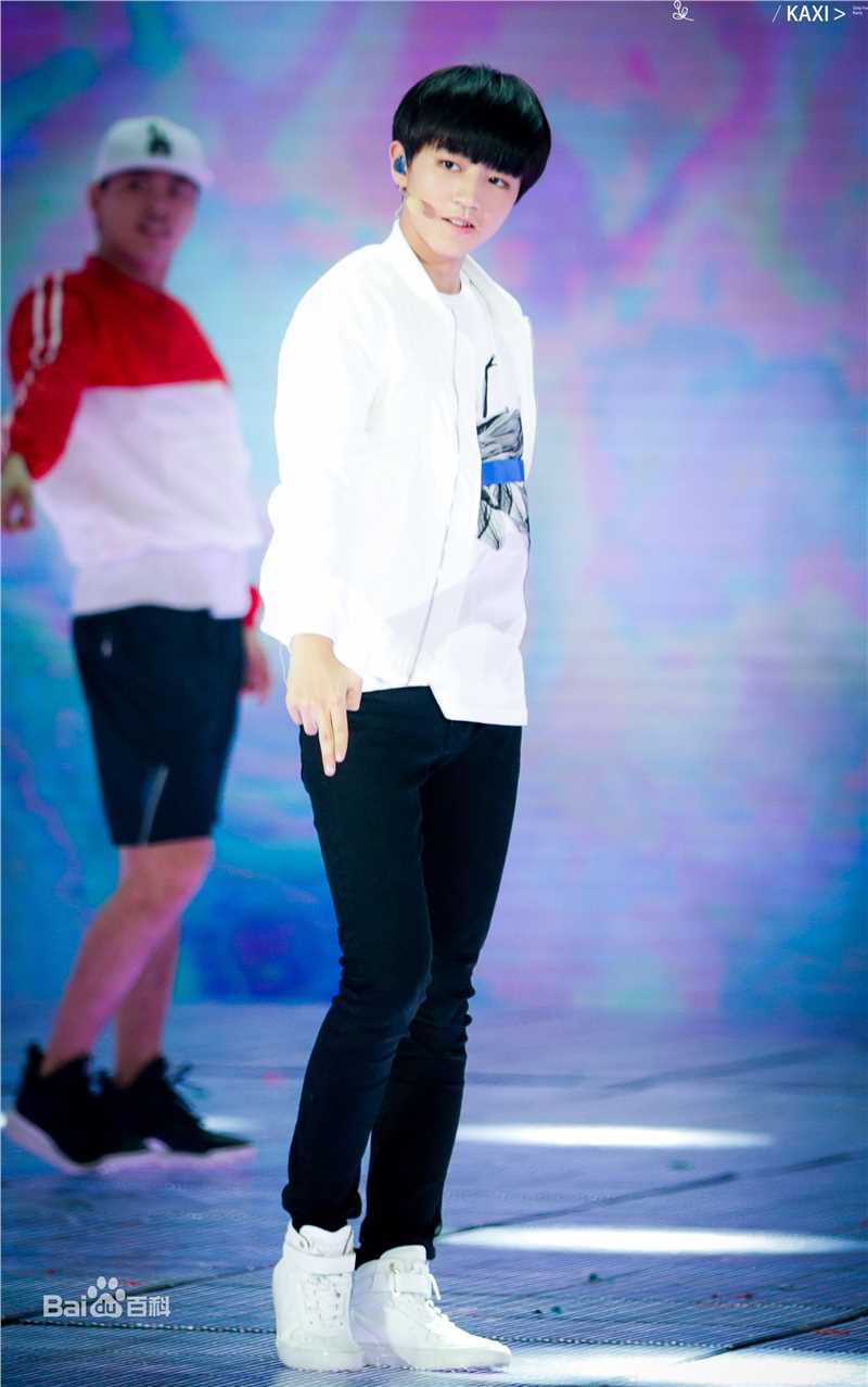 王俊凯(Karry)舞台表演（二）生活照相册