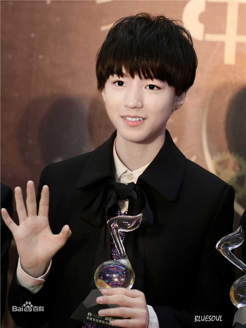 王俊凯(Karry)采访图册壁纸壁纸