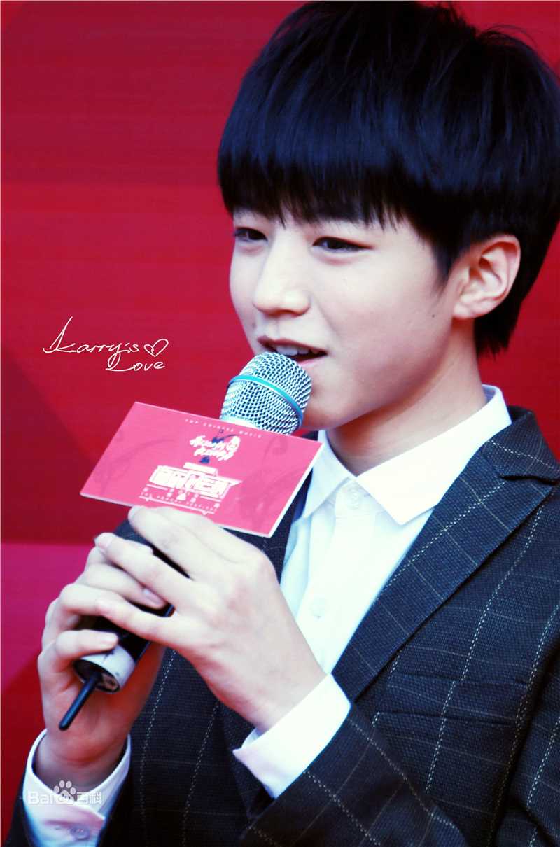 王俊凯(Karry)采访图册壁纸壁纸