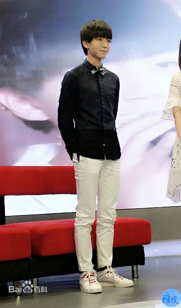 王俊凯(Karry)采访图册壁纸壁纸